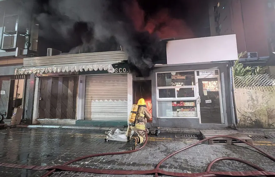 މާލޭގެ ގެއެއްގައި ރޯވެ، ބޭނުން ނުކުރެވޭ ވަރަށް އަނދައިފި