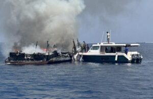 އައްޑޫ ފޭދޫ ބޭރުގައި އޮއްވާ ރޯވި ޑައިވިން ދޯނި އަޑިއަށް ހިނގައްޖެ