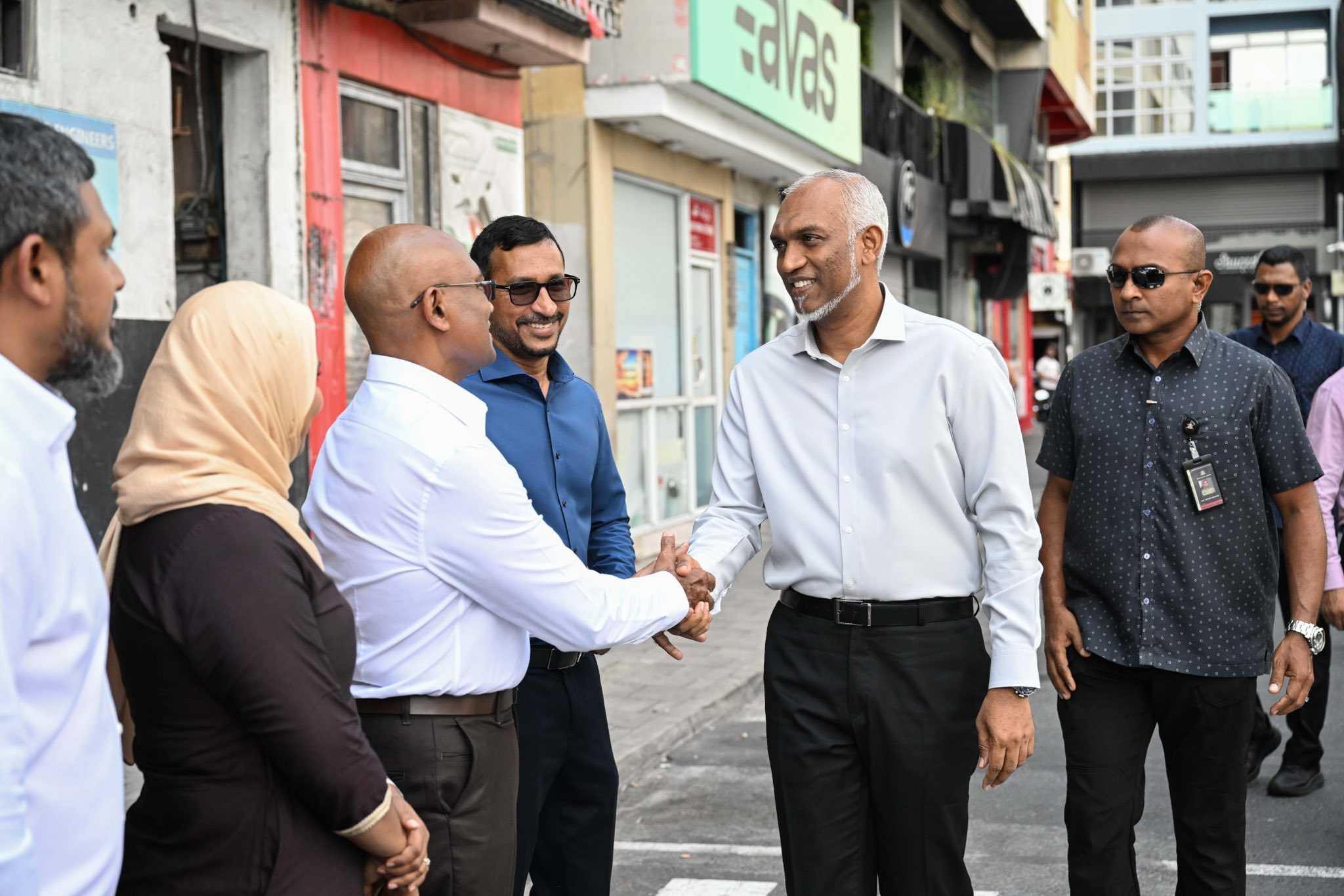 ކައުންސިލްތަކުގެ ބާރު ކަނޑުވާލުމަކީ ގަބޫލުކުރައްވާ ހަމައެއް ނޫން: ރައީސް