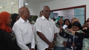 މާލޭގެ ފުރަތަމަ މޭޔަރު ސަރަނގު އާދަމް މަނިކު، ޕީއެންސީގެ ކެންޑިޑޭޓް މޫސާ އަލީ ޖަލީލަށް ތާއީދުކުރައްވައިފި