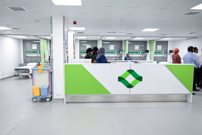 އދ. ދިގުރަށުގެ އަލިފާނުގެ ހާދިސާ: 5 މީހުން ނިޔާވެ، ފިހުނު ދެ މީހަކަށް ވެންޓިލޭޓަރުގައި ފަރުވާދެނީ