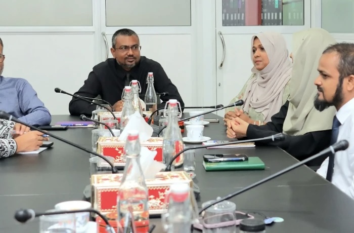 މެދުއިރުމަތީގެ ހަނގުރާމައިގެ ޚަބަރުތައް ފެތުރުމުގައި ޒިންމާދާރުވުމަށް އެމްއެމްބީސީން ގޮވާލައިފި