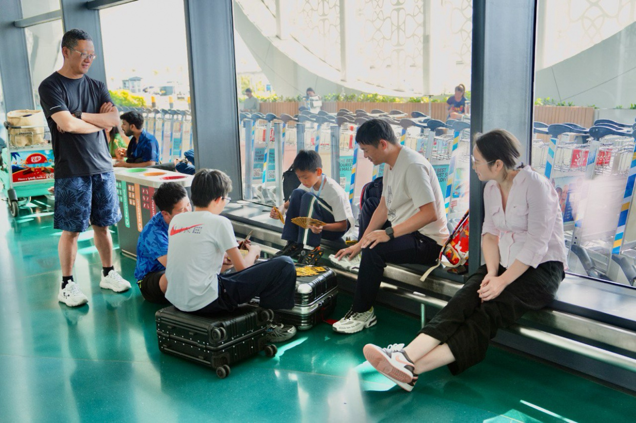 މެދުއިރުމަތީގެ ހަމަނުޖެހުންތަކާ ގުޅިގެން ރާއްޖޭގައި ތާށިވި ފަތުރުވެރިން ފުރުވާލުމުގެ މަސައްކަތް ފަށައިފި