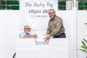 މާލޭގައި ހުންނަ މަސްޖިދުއްޒިކުރާގެ ބިމުގައި ބިނާކުރާ އާ މިސްކިތުގެ ބިންގާ އަޅައިފި