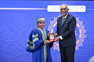 ތާރީޚުގައި ވެސް އެންމެ ގިނަ ހާފިޒުން ދަސްވެނިވެ، ޝަރަފު ހޯދައިފި