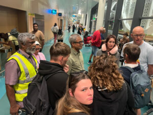 ހަނގުރާމައިގެ ސަބަބުން ނުފުރި ތާށިވި ފަތުރުވެރިންނަށް ސަރުކާރުން އެހީތެރިކަން ފޯރުކޮށްދީފި