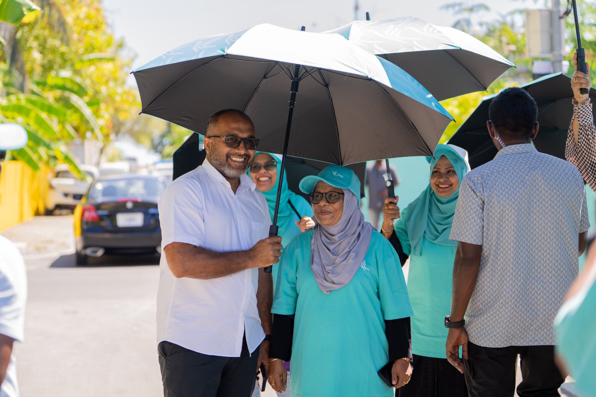 ރައީސް މުޢިއްޒުގެ މަސައްކަތްޕުޅުތައް އައްޑޫ ރައްޔިތުން ބަލައިގެންފި: އިހުސާން