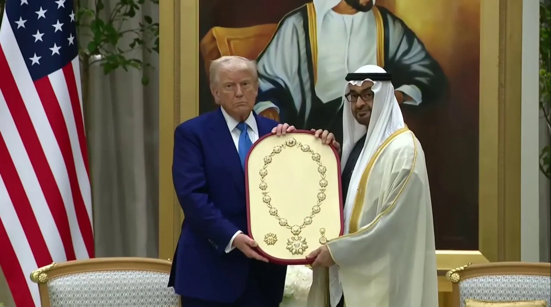 ހޮރްމޫޒް ކަނޑުއޮޅި ހުޅުވުމަށް އެމެރިކާއިން އިސްވެ ހަދާ ކޯލިޝަނުގައި ޔޫއޭއީން ބައިވެރިވަނީ