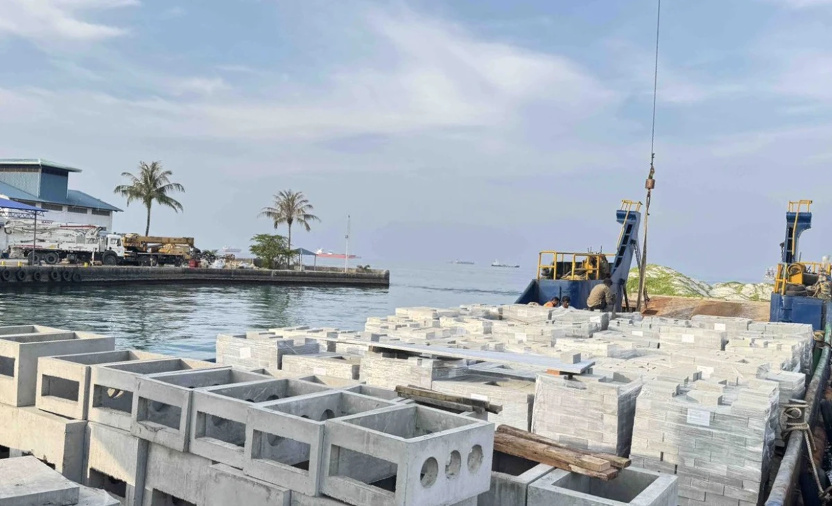 ތިން ރަށެއްގައި ހިންގާ އާރްޑީސީގެ މަޝްރޫޢުތަކަށް ގިނަ އަދަދެއްގެ މުވައްޒަފުން ހޯދަނީ