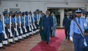 ފުލުހުންގެ މުއައްސަސާއަކީ ޤައުމަށް ބޭނުންތެރި ޚިދުމަތްތެރީން އުފައްދާ ތަނަކަށް ހެދުމަކީ ސަރުކާރުގެ އަމާޒު: ރައީސް