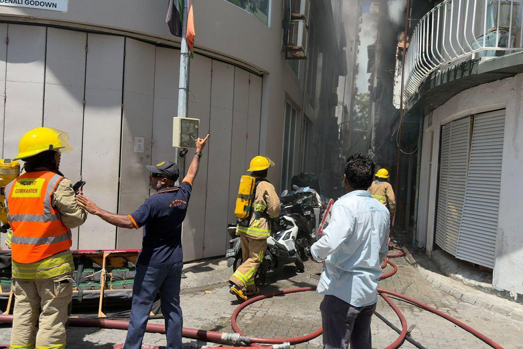 ގ. ހިޔާ ރޯދި ގޭގައި ހުޅުޖެހި ކަމުގެ ތުހުމަތުގައި ޒުވާނަކު ބަންދުކޮށްފި