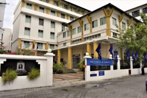 އެމްއެންޔޫ ދަނާލުގައި ޒުވާނަކު ނިޔާވި މައްސަލަ އެޗްއާރްސީއެމްއާއި ފުލުހުން ތަހުގީގުކުރަން ފަށައިފި