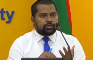 އެމްޑީޕީގެ އެތެރޭގެ ކޯޅުންގަނޑު ހޫނުވެ، ޕާޓީގެ ލީގަލް ޑިރެކްޓަރު މަޤާމުން ވަކިކޮށްފި