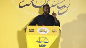 2028 ގެ ރިޔާސީ ޓިކެޓް ހޯއްދަވާ ބޭފުޅެއްގެ ފަހަތްޕުޅުގައި ސާބިތުވެ ހުންނާނަން: މީކާއީލް