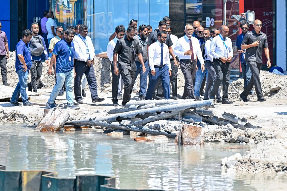 ބޮޑުތަކުރުފާނު މަގު ތަރައްޤީކުރަމުންދާ ގޮތް ރައީސުލްޖުމްހޫރިއްޔާ ބައްލަވާލައްވައިފި