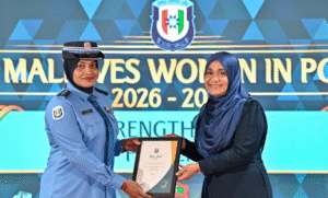 ފުލުހުންގެ ޚިދުމަތުގައި އަންހެނުން އިތުރުވުމަކީ އަމަން ބެލެހެއްޓުމަށް ލިބޭ ބޮޑު ކުރިއެރުމެއް: މެޑަމް ސާޖިދާ