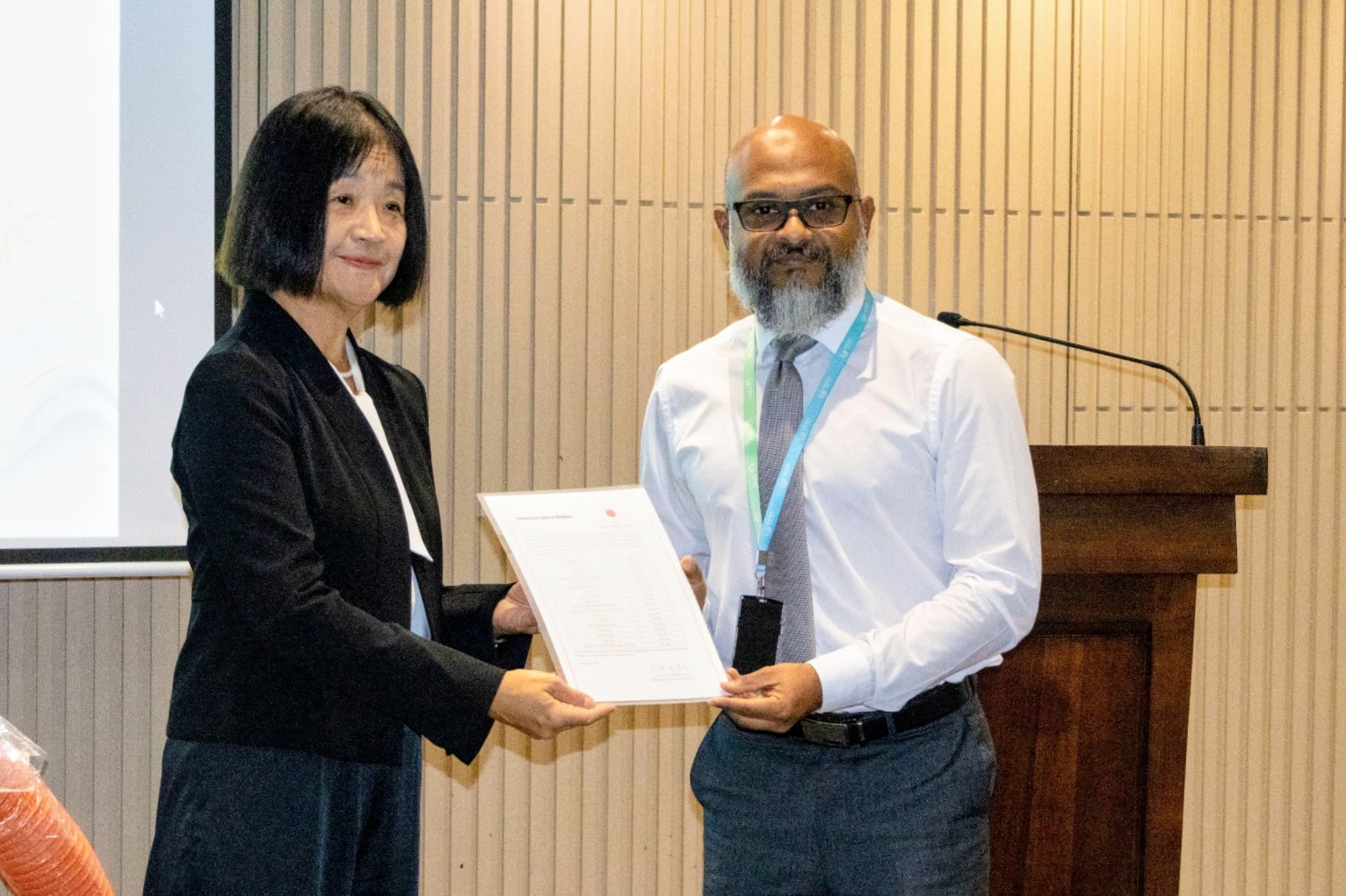 ޖަޕާނުން 66 މިލިއަން ރުފިޔާގެ އަގުހުރި ކާރިސާތަކުން ސަލާމަތްވާ އާލާތްތައް ރާއްޖެއަށް ހަދިޔާކޮށްފި