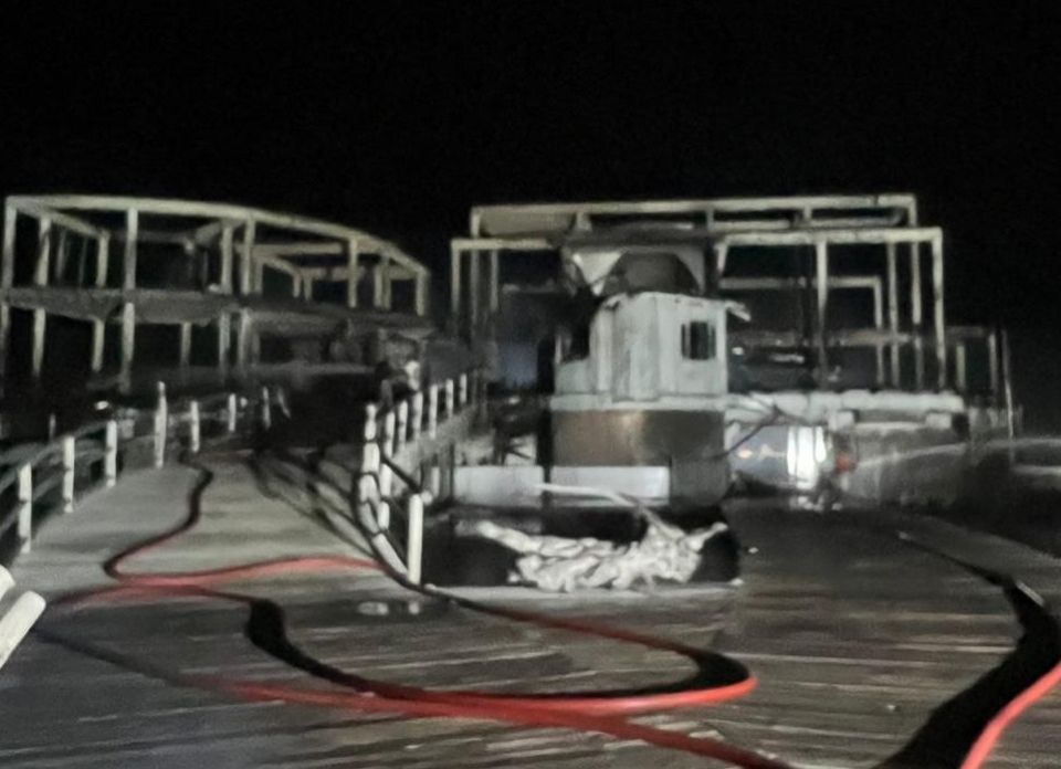 ސޮނެވާ ޖާނީ ރިސޯޓުގައި ހިނގި އަލިފާނުގެ ހާދިސާގައި "ގެދަރިން" އިމާރާތް އަނދާ ހުލިވެއްޖެ