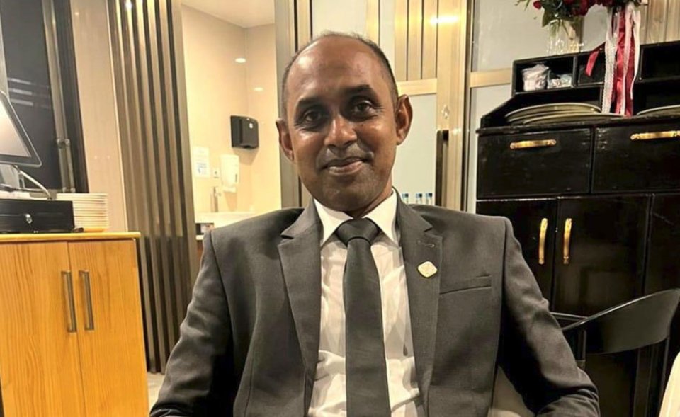 12 އަހަރު ފަހުން އިންސްޕެކްޓަރ ޝިޔާމަށް އަލުން ވަޒީފާ ދިނުމަށް ހައިކޯޓުން ހުކުމްކޮށްފި