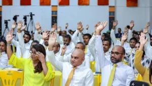 3 ރައީސުން ފެއްޓެވި ހަރަކާތަށް އެމްޑީޕީގެ ގައުމީ މަޖިލިހުން ރުހުން ދީފި