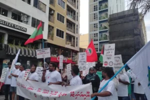 މޭ ޑޭ މުޒާހަރާގައި މަސައްކަތްތެރިންގެ ގިނަ ކަންބޮޑުވުންތަކެއް ސަރުކާރަށް ހުށަހަޅައިފި