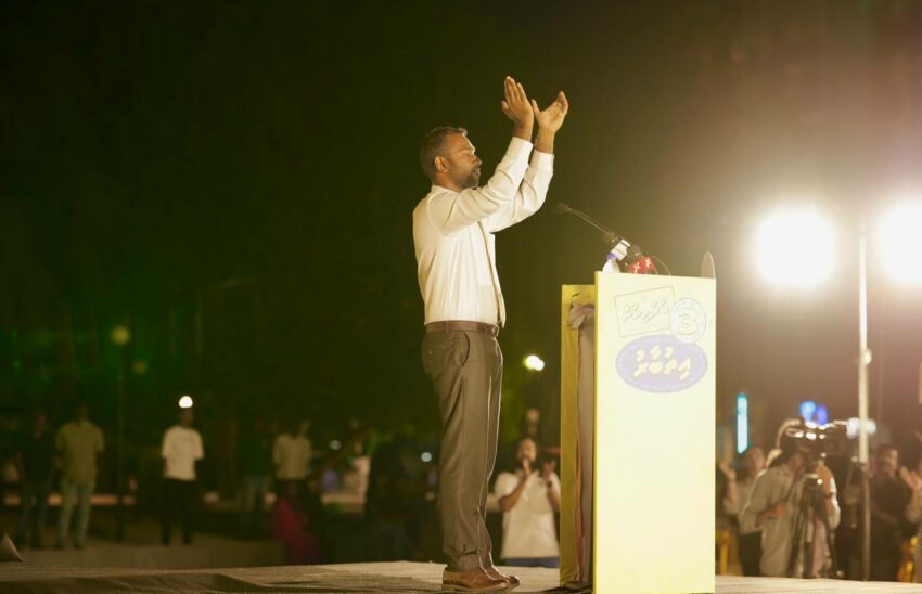 ކުޅުދުއްފުށީގެ ދެ ކައުންސިލަރަކު މީކާއީލަށް ތާއީދުކޮށްފި
