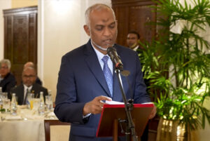 ކުދި ގައުމުތަކުގެ ހައްގުގައި ރާއްޖެއާއި ލަންކާއިން ގުޅިގެން އަޑުއުފުލުމަށް ރައީސް ގޮވާލައްވައިފި