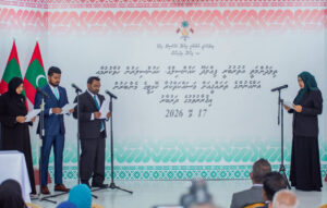 ހއ. ފިއްލަދޫ ކައުންސިލްގެ ރައީސަށް ހުވާލައިދެއްވީ އަނބިކަނބަލުން