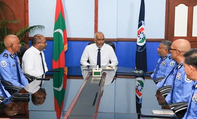 ފުލުހުންގެ ޚިދުމަތް ހަރުދަނާކުރުމާ ގުޅޭގޮތުން ރައީސް، ޕޮލިސް ބޯޑާއެކު މަޝްވަރާކުރައްވައިފި
