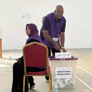ހިތަދޫ އުތުރު ދާއިރާގެ ބައި-އިލެކްޝަންގެ ވޯޓުލުން ނިމި، ފޮށިތައް ބަންދުކޮށްފި
