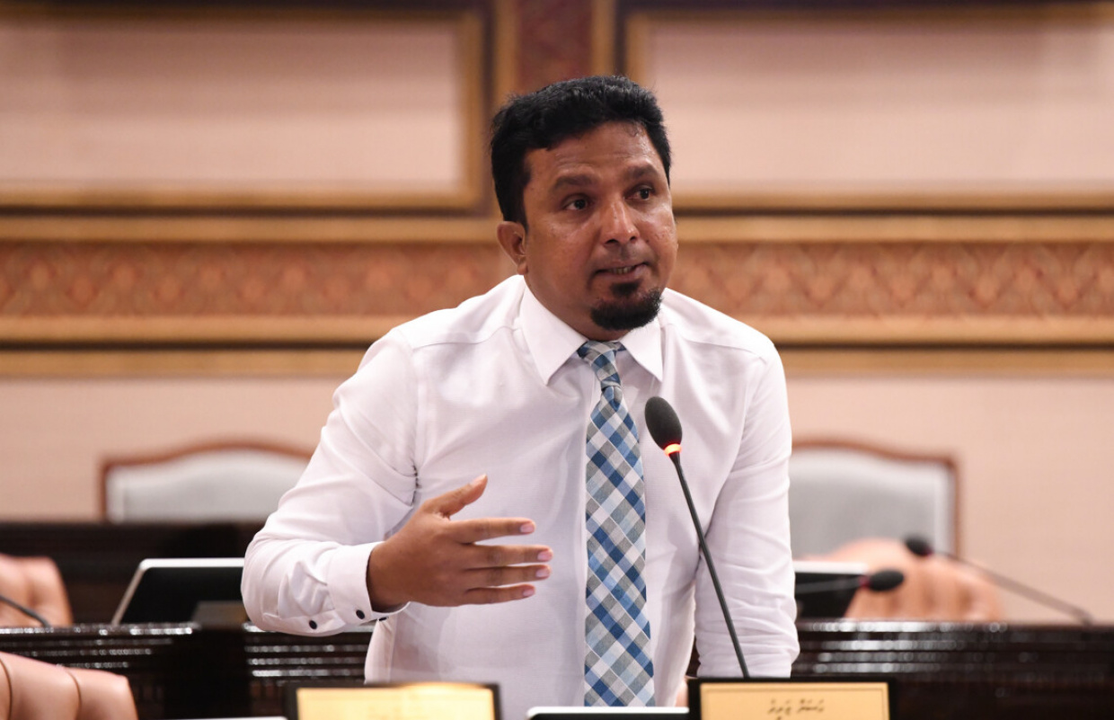 މެންބަރު ޒަރީރަށް އަނެއްކާވެސް ނުރައްކާތެރި ހަމަލާއެއް ދީފި
