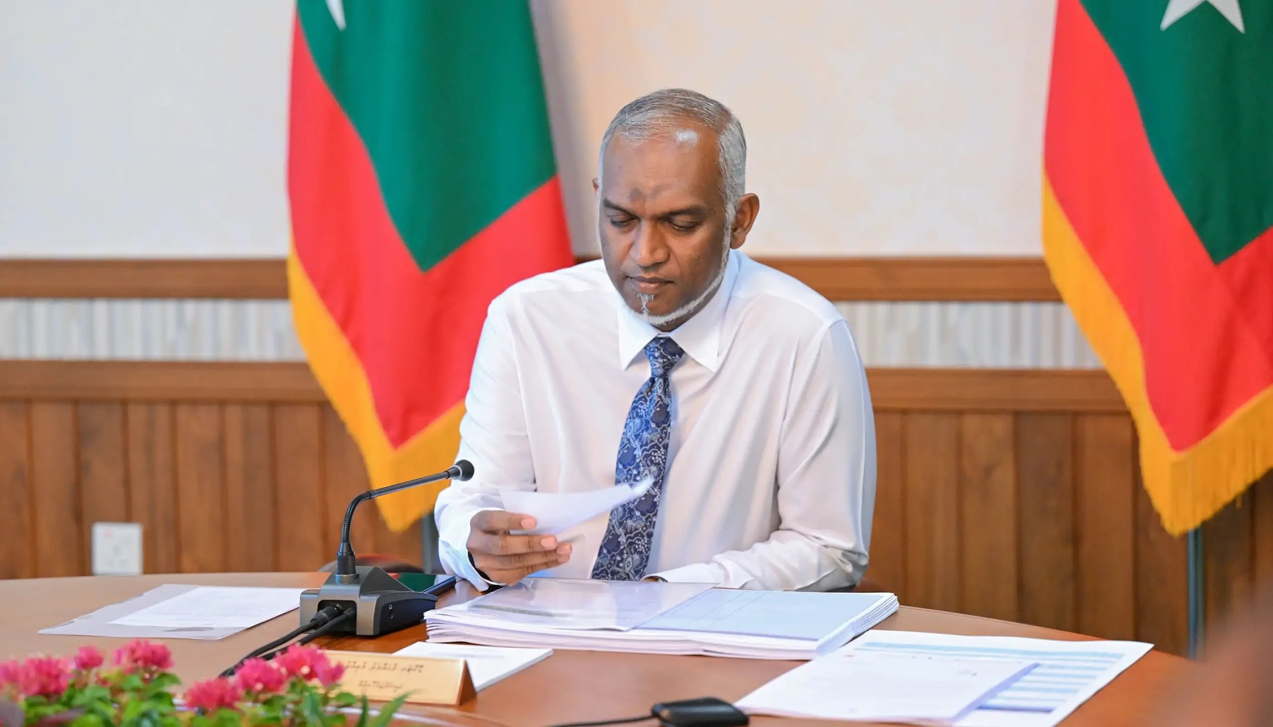 ވެރިކަމުގެ ނިޒާމު ބަދަލުކުރަން އެމްޑީޕީން އުޅެނީ މަގާމު ބޭނުންވާ މީހުން ގިނަވެގެން: ރައީސް
