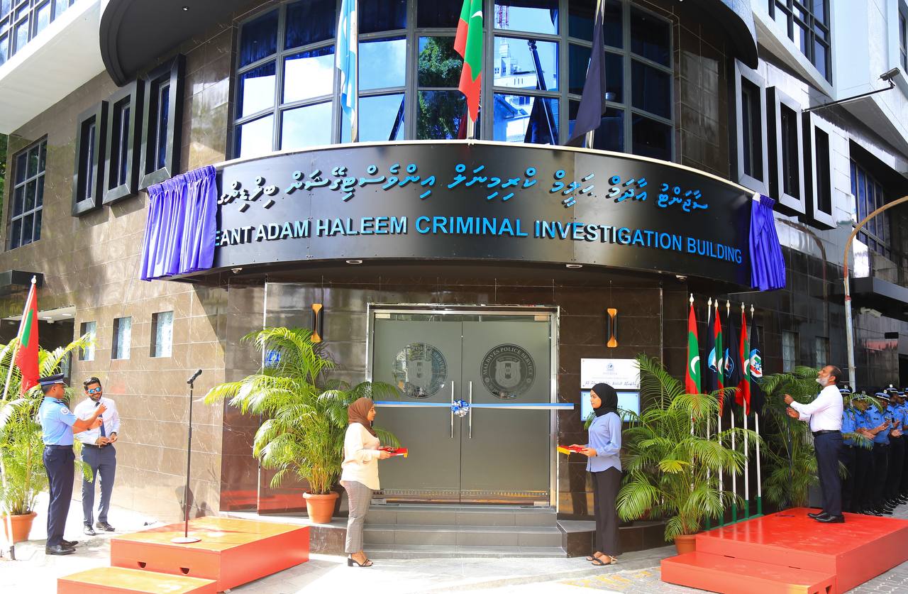 ފުލުހުންގެ ގަރާޖަކަށް ހުއްދަނެތި ވަތް މީހަކު ހައްޔަރުކޮށްފި