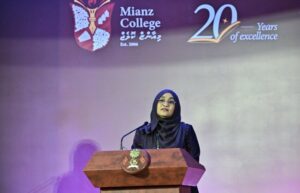 މިއާންޒް ކޮލެޖުގެ ކާމިޔާބީއަކީ ނަމޫނާއެއް: ފަސްޓް ލޭޑީ