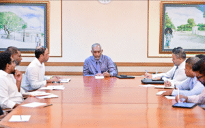 ބޮޑުކަންނެލީގެ މަސްވެރިންގެ ކަންބޮޑުވުންތަކަށް ހައްލު ހޯދާނީ އެމީހުންގެ ބައިވެރިވުމާއެކު: ރައީސް