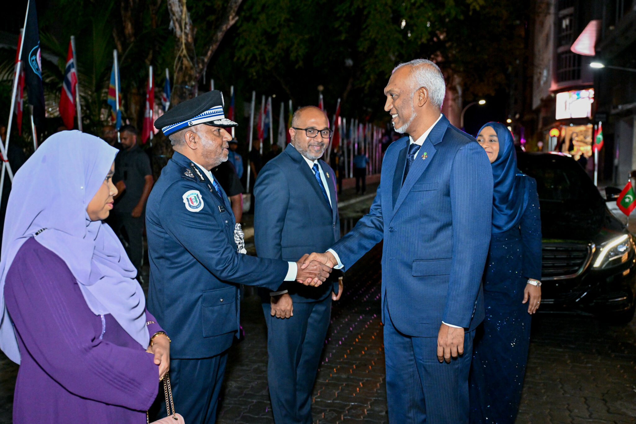 25 އަހަރުގެ ޚިދުމަތަށްފަހު ރިޓަޔާކުރާ ފުލުހުންނަށް ބޭސްފަރުވާގެ އިންތިޒާމު ހަމަޖައްސައިދެނީ