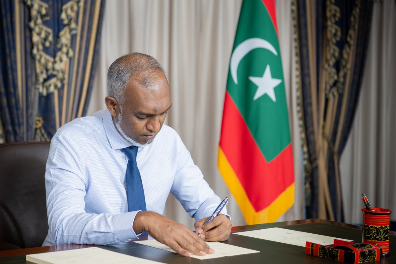 އިސްލާމީ އުންމަތުގެ ވެރިންނަށް ރައީސް މުޢިއްޒު ހިޖުރީ އާ އަހަރުގެ ތަހުނިޔާ ފޮނުއްވައިފި