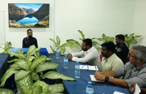 ޕެރޯލްގެ ޝަރުތު ފުރިހަމަވާ ގައިދީންނާ އިންޓަވިއުކޮށްފި