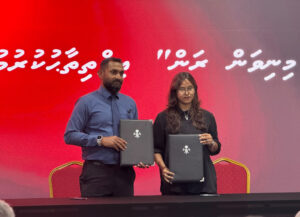 މިނިވަން ދުވަހާ ގުޅުވައިގެން "މިނިވަން ރަން"ގެ ނަމުގައި ޚާއްޞަ ދުވުމެއް ބާއްވަނީ
