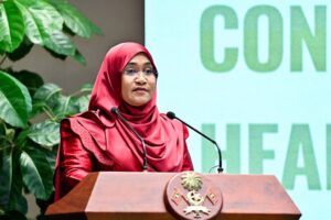 އިޤްތިޞާދީ ކުރިއެރުމުގެ މައިގަނޑު އަސާސަކީ ރައްޔިތުންގެ ދުޅަހެޔޮކަން: ފަސްޓް ލޭޑީ