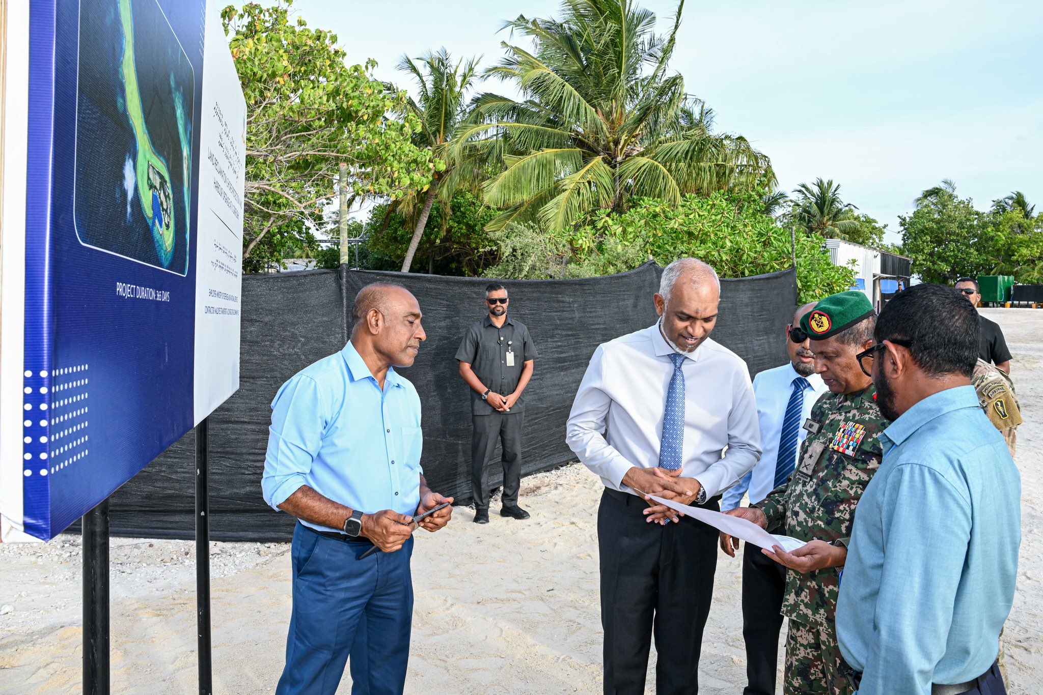 ގިރިފުށީގެ ބިންހިއްކުމުގެ މަޝްރޫއު ކުރިއަށްދާ ގޮތް ރައީސް ބައްލަވާލައްވައިފި