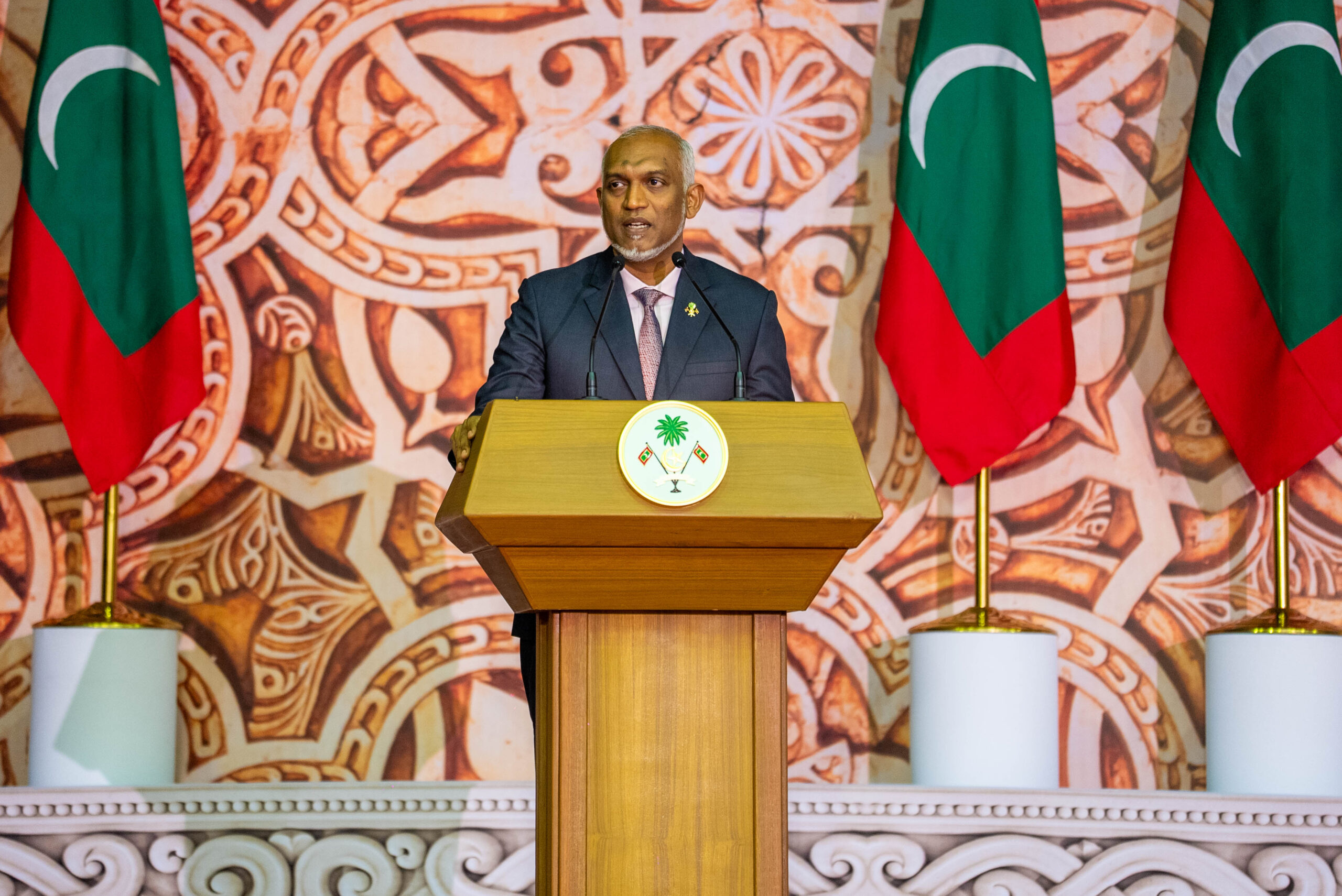 ބޭހުގެ ދަތިކަމަކީ ބަޔަކު ގަސްތުގައި އުފެއްދި މައްސަލައެއް، ދެތިން މަހުން ހައްލުކުރާނަން: ރައީސް