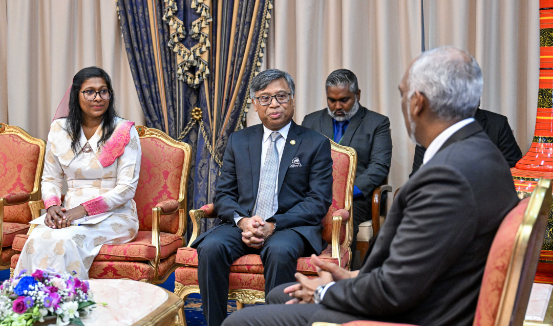 ސާކްގެ ސެކްރެޓަރީ ޖެނެރަލް ސަރުވަރު ރައީސް މުޢިއްޒުގެ އަރިހަށް ވަދާޢީ ޒިޔާރަތެއް ކުރައްވައިފި