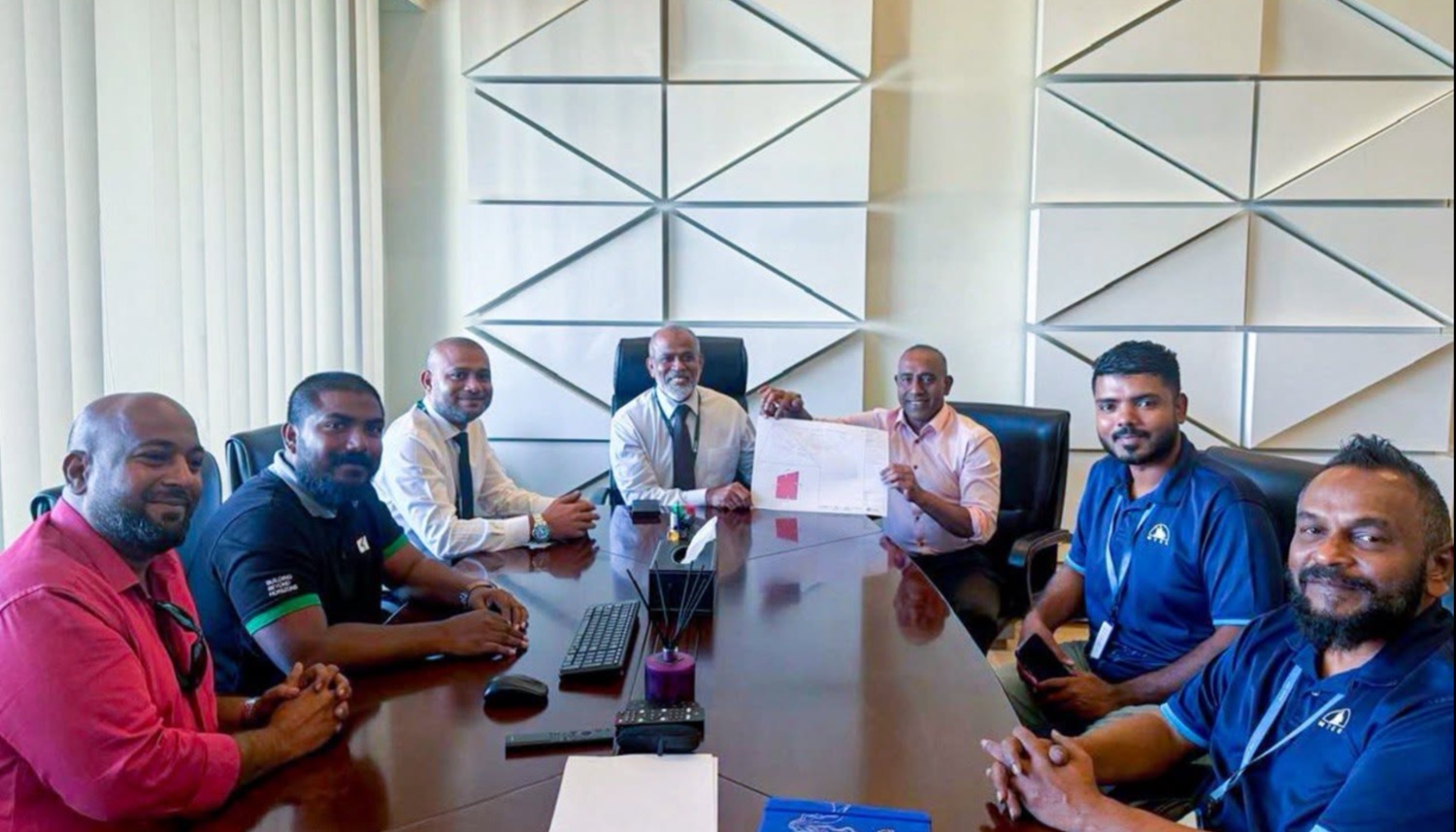 އެމްޓީސީސީ މުވައްޒަފުންގެ ފްލެޓު މަޝްރޫއު އަލުން ފަށަނީ، ބިން ހޯދުމުގެ މަސައްކަތް ފަށައިފި
