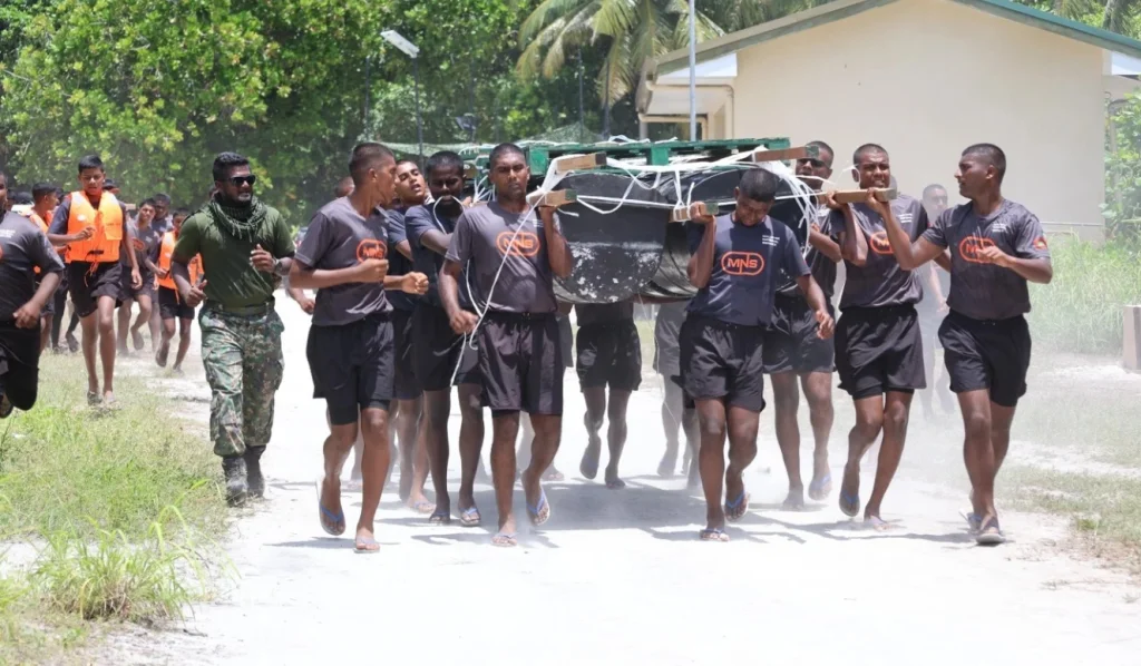 ދިވެހި ވަޠަނީ ޚިދުމަތުގެ 3 ވަނަ ބެޗުގެ "ކޭމްޕް ފަންވަރު" ކާމިޔާބުކަމާއެކު ނިންމާލައިފި