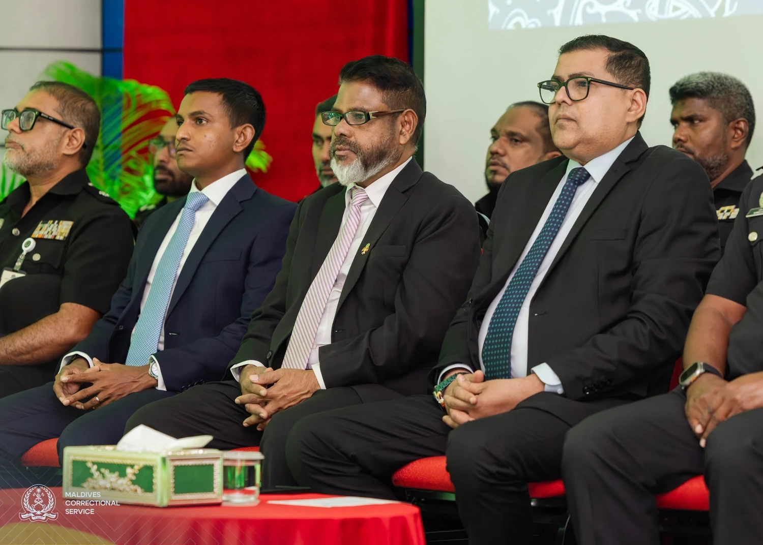 ޖަލުތަކަށް 400 ޖާގަ އިތުރުކޮށްފި، އަދިވެސް 300 ޖާގަ ބޭނުންވޭ: ޒަރީރު