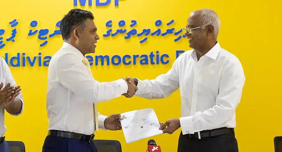 ރިޔާސީ ޕްރައިމަރީއާ ގުޅޭގޮތުން ސޯލިހާއި ފައިސަލް މަޝްވަރާކުރައްވައިފި