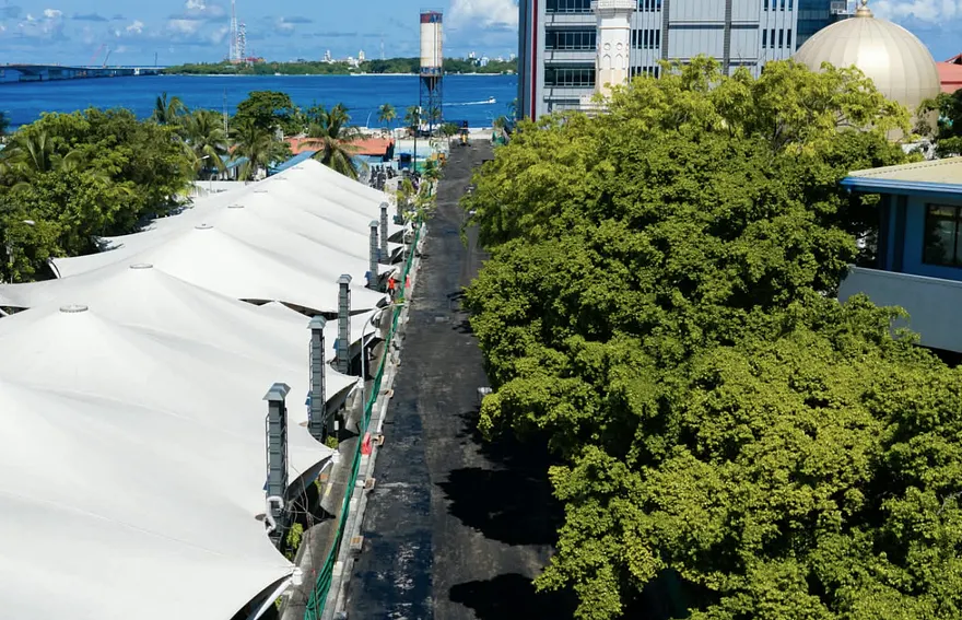 އަމީނީމަގުގައި ތާރު އެޅުމުގެ މަސައްކަތް ފަށައިފި