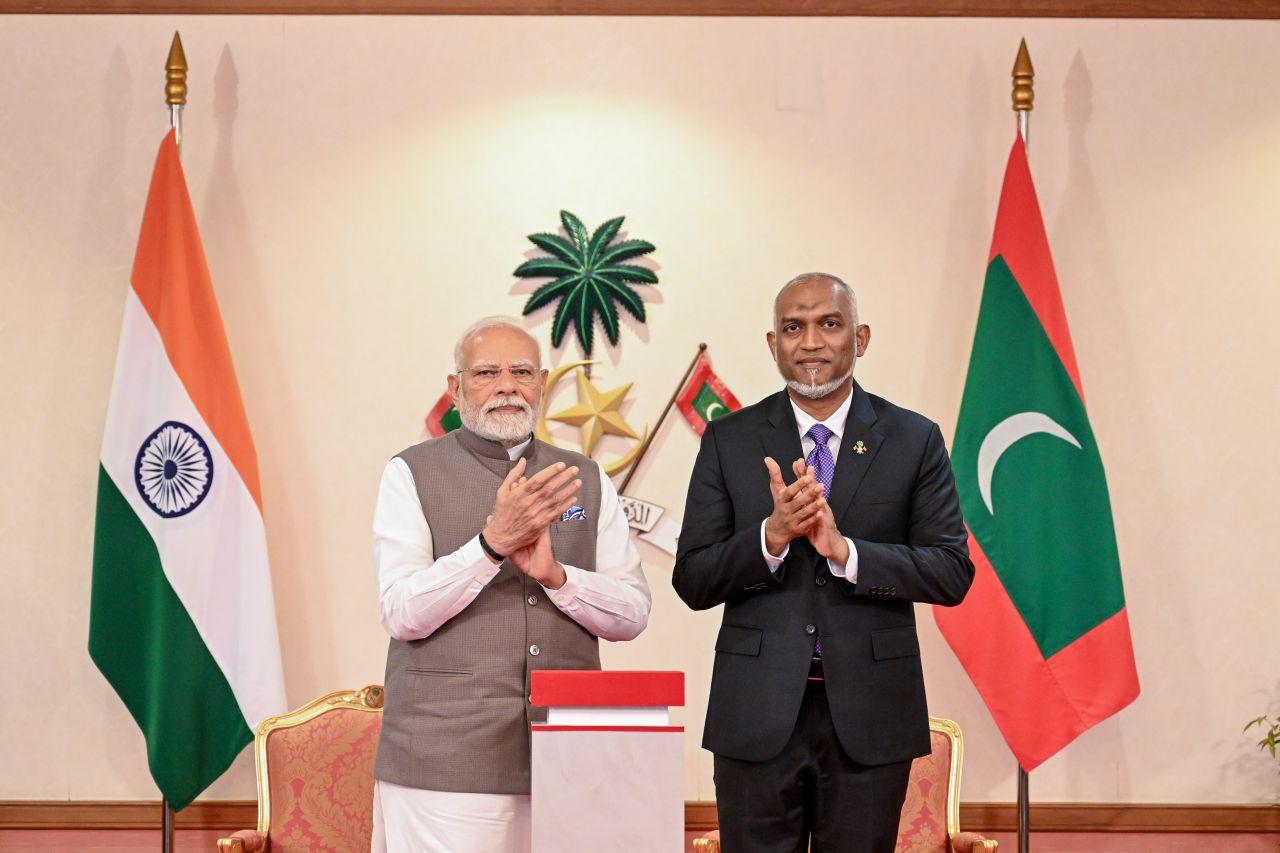 150 މިލިއަން ޑޮލަރުގެ ލޯނު އިންޑިއާއަށް ދައްކައި ހަލާސްކޮށްފި