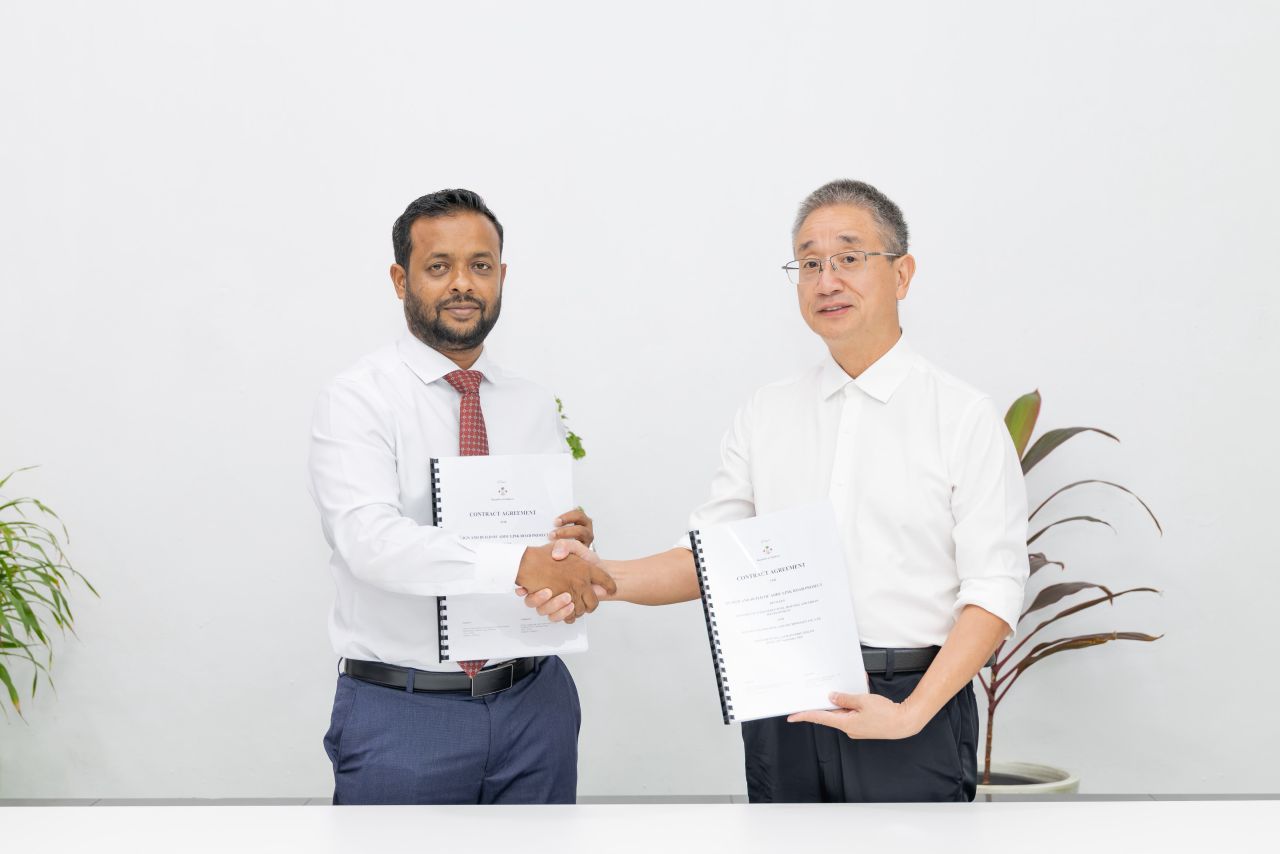 އައްޑޫ ލިންކް ރޯޑުގެ 12.3 ކިލޯމީޓަރު އަލުން ތަރައްގީކުރަނީ